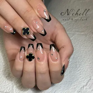 ネイル Nailist Aoiのネイルデザイン