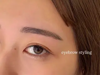 アイブロウ fameu + AKIのマツエク・マツパデザイン