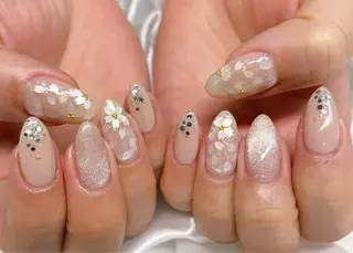 ネイル celica所属・松田 由真のネイルデザイン