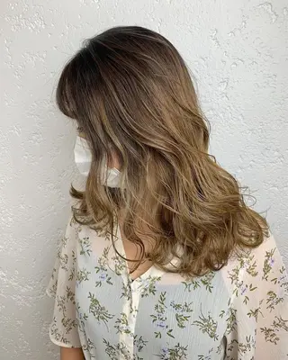 セミロング boutique misakiのヘアスタイル