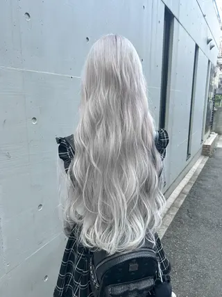 ロング カラー ハイトーンカラー ⭐️NAZUNAのヘアスタイル