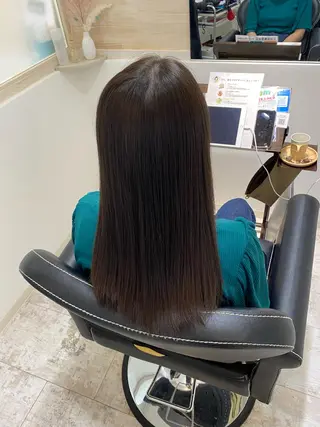 セミロング 美髪矯正🌟 Ichiha🐨のヘアスタイル