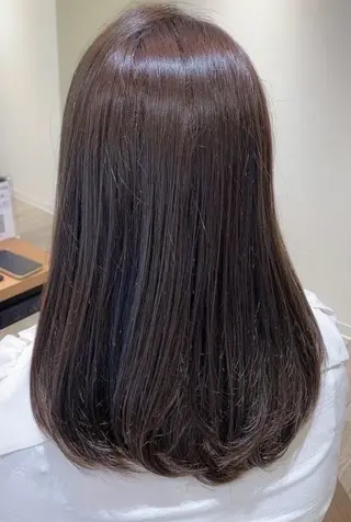 ミディアム カラー ヘアサロンI.所属・I. sanaのヘアスタイル