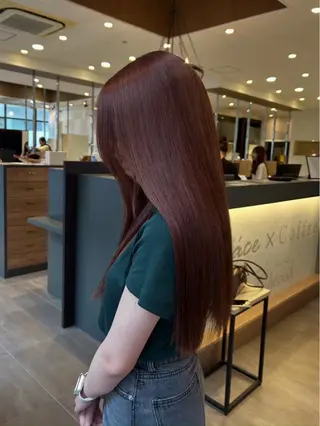 ロング 岩岡 つなみのヘアスタイル