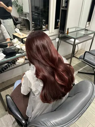 ロング 西口 陽菜のヘアスタイル