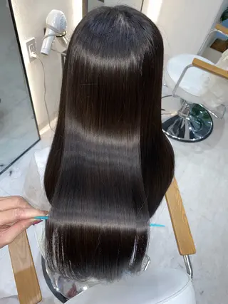 ロング カラー 艶髪・透明感カラー・ 韓国ヘア・Yuriのヘアスタイル