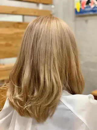 ミディアム カラー ViaLa Hair 🌈すずきたくむ✂︎のヘアスタイル