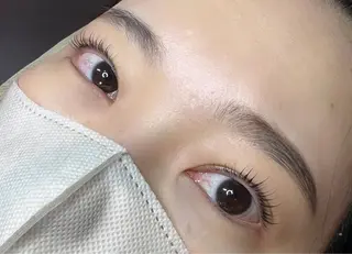 マツエク・マツパ 《eyenail M 》tsubakiの眉毛・アイブロウイメージ