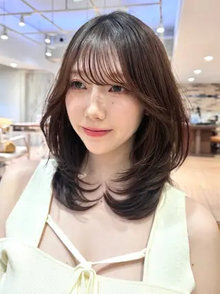 ミディアム ETOWA shinjuku所属・小顔似合わせ提案/ レイヤー/川澄かずまのヘアスタイル