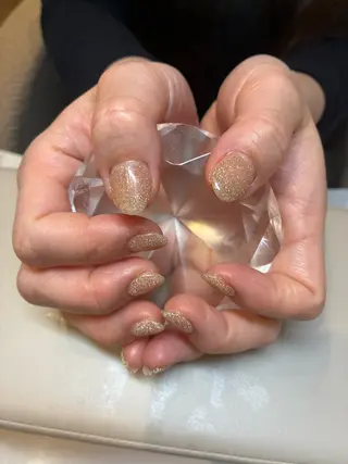 ネイル ECRLN Atsumiのネイルデザイン