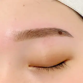 アイブロウ OCTAVE天神店所属・オクターブ天神店 イサヤマのマツエク・マツパデザイン