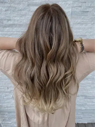 ロング カラー 美容室 ソンリエのヘアスタイル