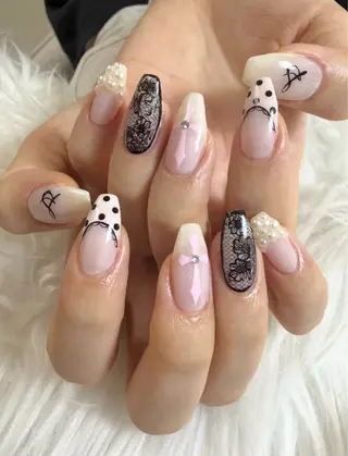 ネイル Kanako 💫のネイルデザイン