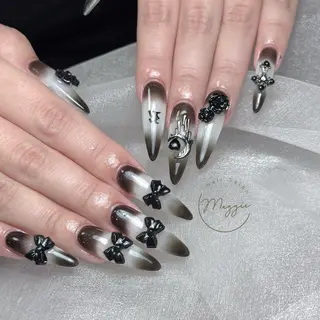 ネイル Maggie Nail🦩のネイルデザイン