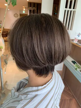 ショート カラー 船津武俊 フナツタケトシのヘアスタイル