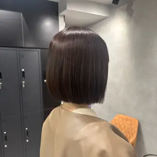 ショート カラー うる艶カラー✨️ 耳ツボ💠mamiのヘアスタイル