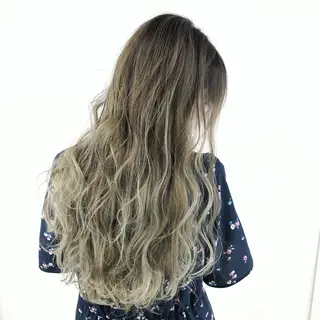 セミロング レイヤー,ボブ / 彩未のヘアスタイル