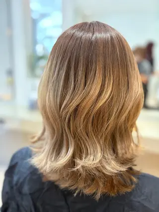 ミディアム カラー liage越谷店所属・liage ܀ꕤ୭* ちばかつら𖦞のヘアスタイル