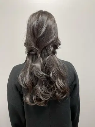 ロング カラー HARUNA🤍 大人ショートヘアのヘアスタイル