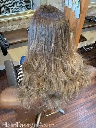 ロング カラー HairDesign Azurのヘアスタイル