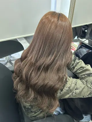 カラー 長田 麻友子のヘアスタイル