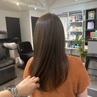 ロング カラー ﾚｲﾔｰ/ﾊｲﾄｰﾝ WAKANAのヘアスタイル