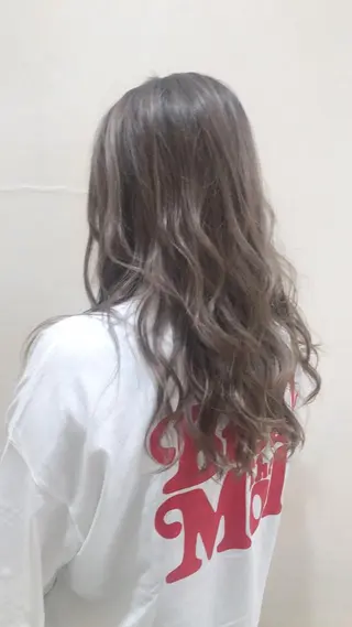 セミロング カラー ヘアアレンジ ツヤ髪カラー💎 佐藤あきのヘアスタイル