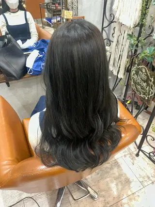 ロング カラー 艶髪/ハイトーン/ ヘアセット/モエノのヘアスタイル