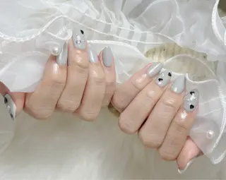 ネイル Shis_🦄shi 韓国風キラキラネイルのネイルデザイン