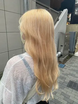 セミロング 🎨デザイン🥇 美髪・艶髪　日暮千敬のヘアスタイル