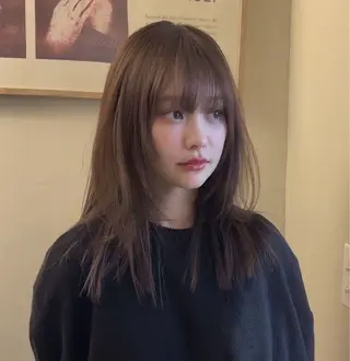 セミロング カラー ヘアアレンジ 韓国レイヤー＆ピンク 艶髪🩶maikoのヘアスタイル