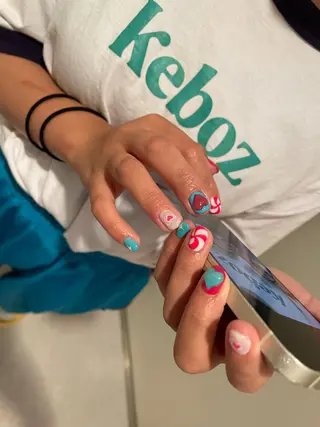 ネイル Ami 🦥のネイルデザイン