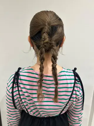 ミディアム Sae/透明感カラー /クロスパーマのヘアスタイル