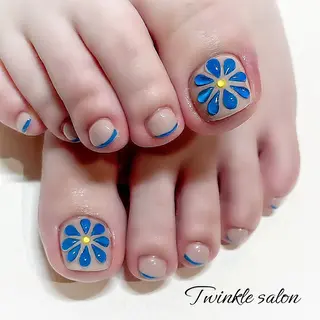 ネイル 中井 綾香の眉毛・アイブロウイメージ