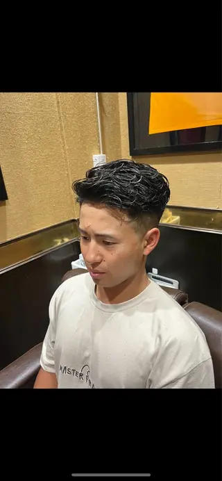 ミディアム 無料パーマ職人 酒井悠成のヘアスタイル