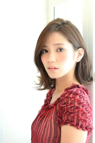 ミディアム 【銀座｜店長】 イノケンのヘアスタイル
