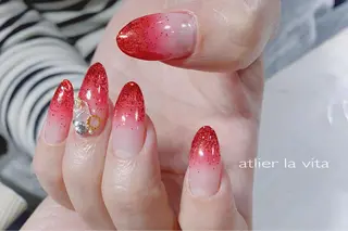 ネイル atelier la vita所属・lavita. mimuraのネイルデザイン