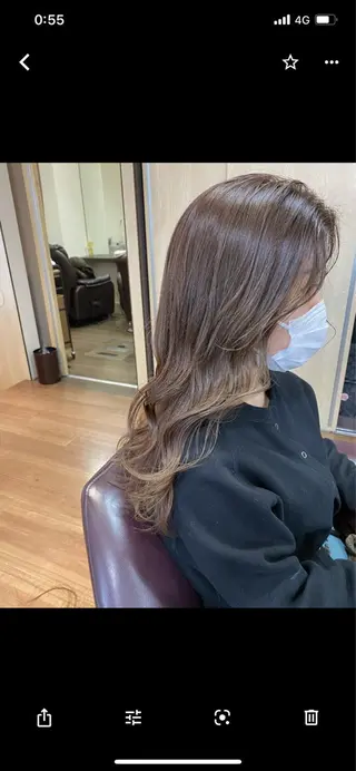 ロング 鈴木 志保のヘアスタイル