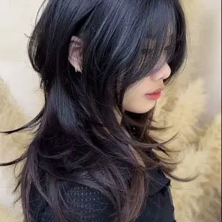 セミロング SHIN レイヤー‪‪カットのヘアスタイル