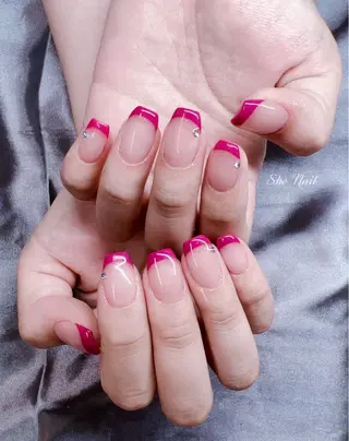 ネイル She   Nail所属・ISA_ BELLAのネイルデザイン
