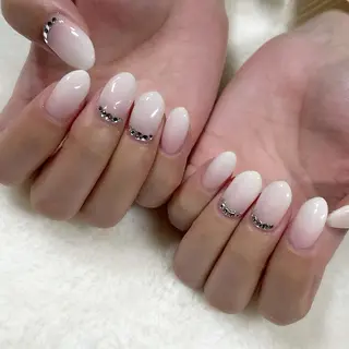 ネイル 東 千夏のネイルデザイン