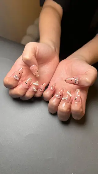 ネイル Atelier Yuriのネイルデザイン