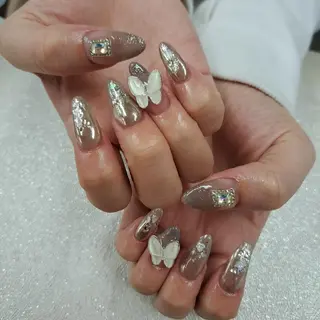 ネイル 河野ちえ (雑誌掲載サロン)のネイルデザイン