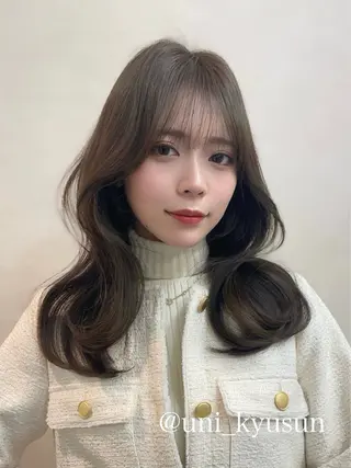 セミロング カラー 本格韓国ヘア🇰🇷 【uni】キューさんのヘアスタイル