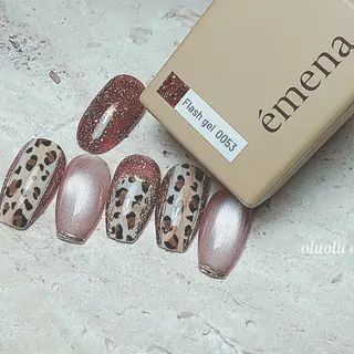 ネイル 大村 紬華のネイルデザイン