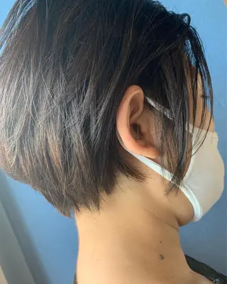 ショート ✨白髪ぼかし 🍀MINAKO☆のヘアスタイル