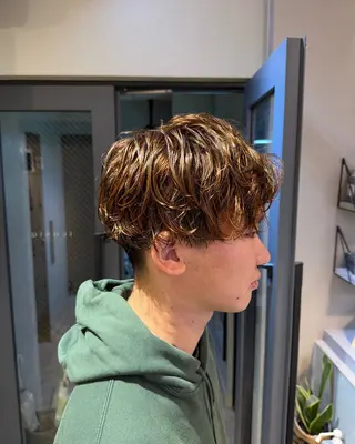 パーマ メンズ kino カット/メンズパーマのヘアスタイル