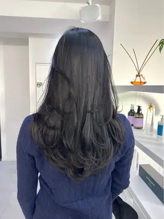 ロング AHNKISM所属・似合わせカット💎 トレンドレイヤーのヘアスタイル