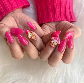 ネイル 山本 志乃美のネイルデザイン