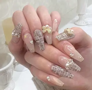 ネイル UniqueNail 長さだし専門店のネイルデザイン